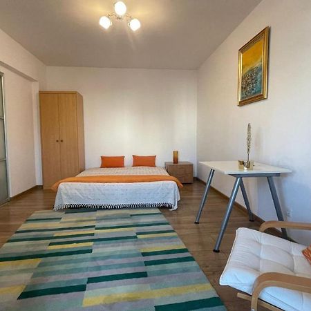 בוקרשט Studio Old Town City Center Calea Victoriei מראה חיצוני תמונה